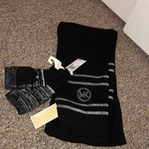 🥳NWT Michael kors winter set 🥳